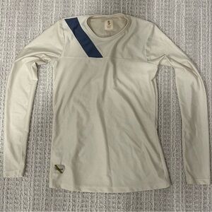 Women’s Tracksmith L/S performance tee - small